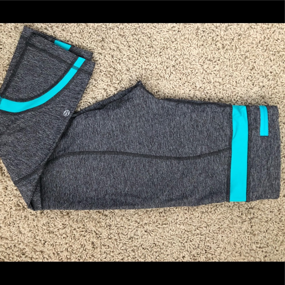 Lululemon 7/8 crops - grey and teal size 6